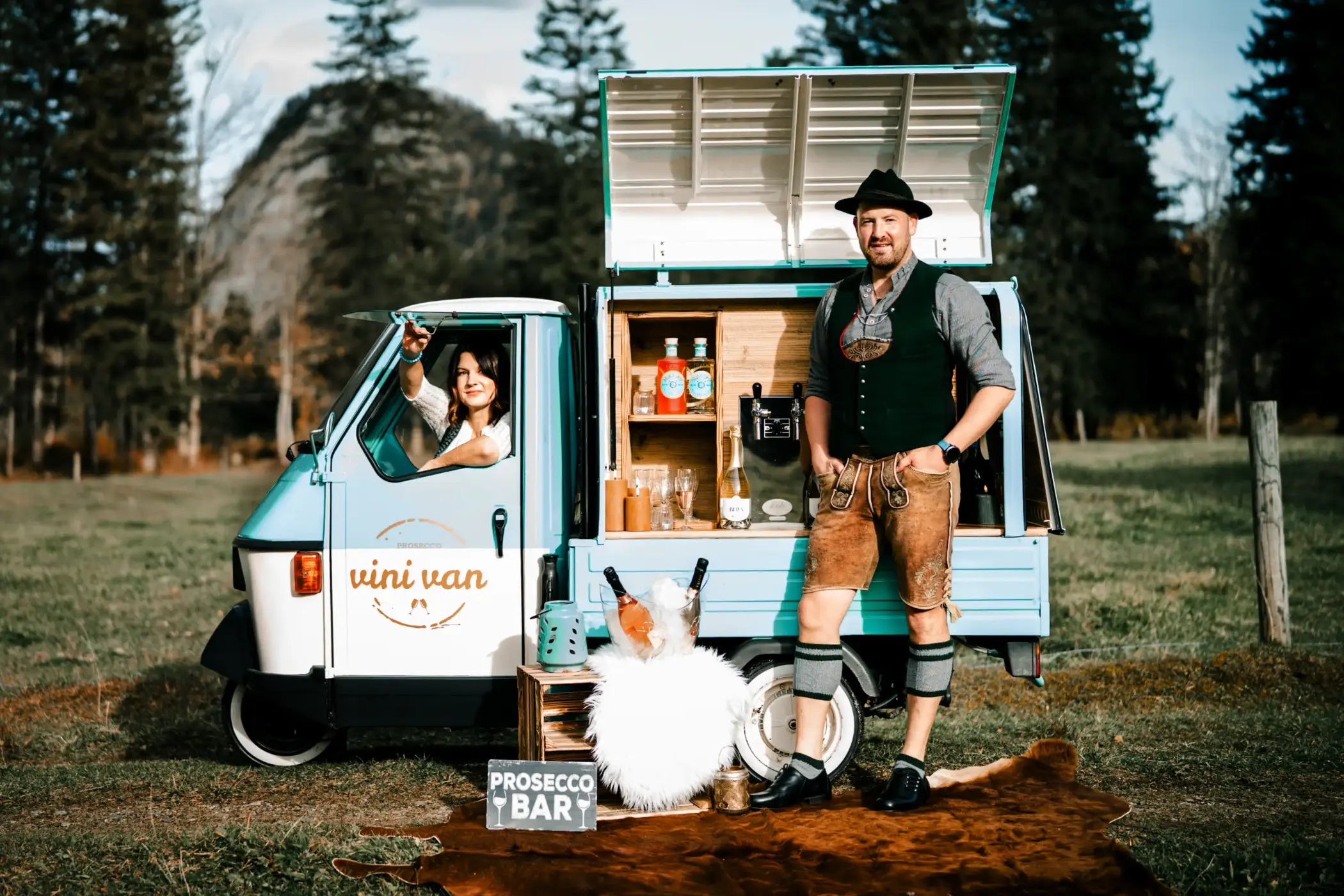 Mobile Sekt-Bar mieten - Bayern - Chiemgau - Vroni & Mario